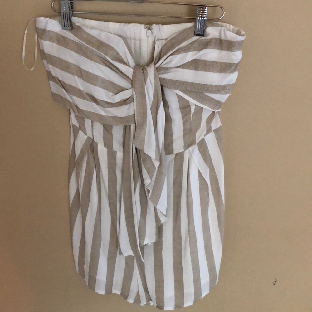 Cute romper - Picture 3 of 3
